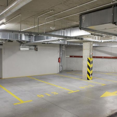 Metro Imielin Apartments Warsaw Ngoại thất bức ảnh