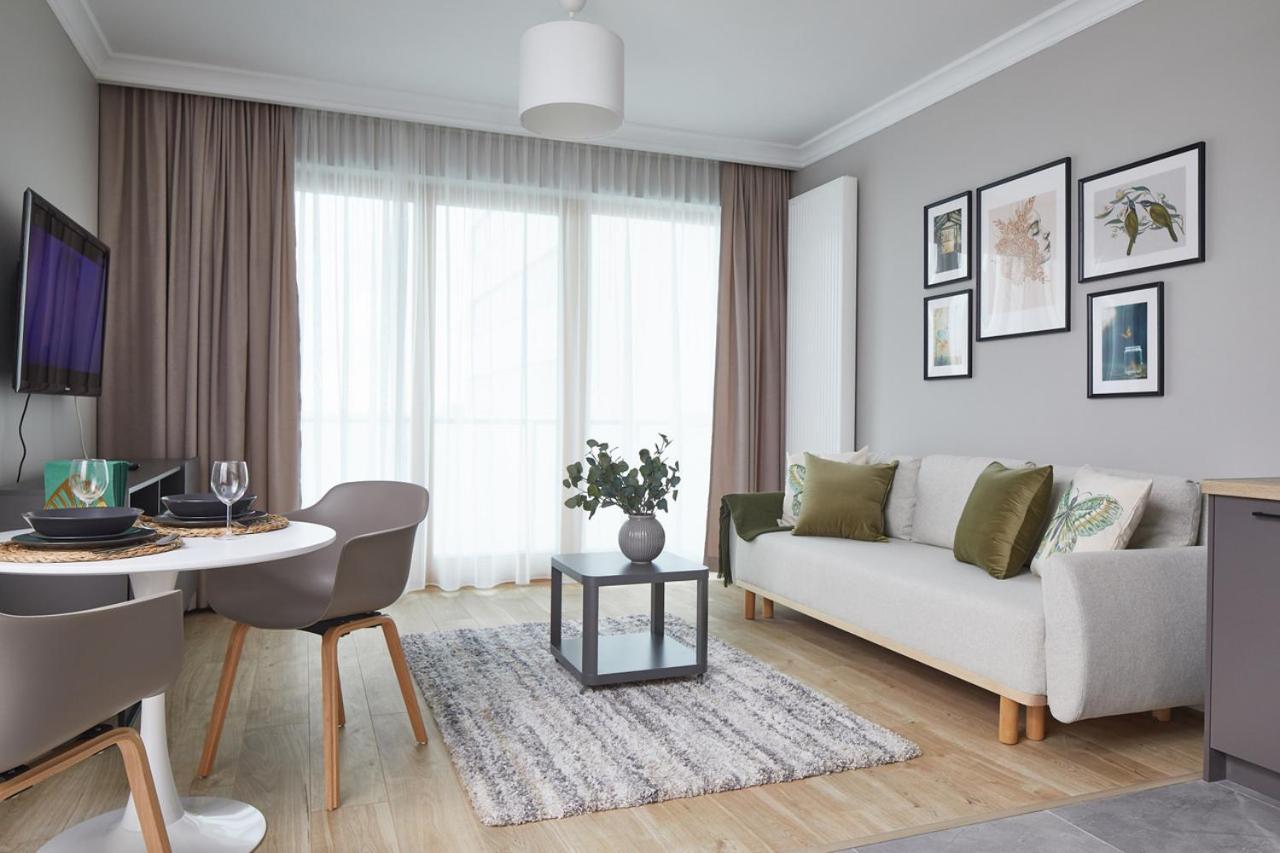 Metro Imielin Apartments Warsaw Ngoại thất bức ảnh
