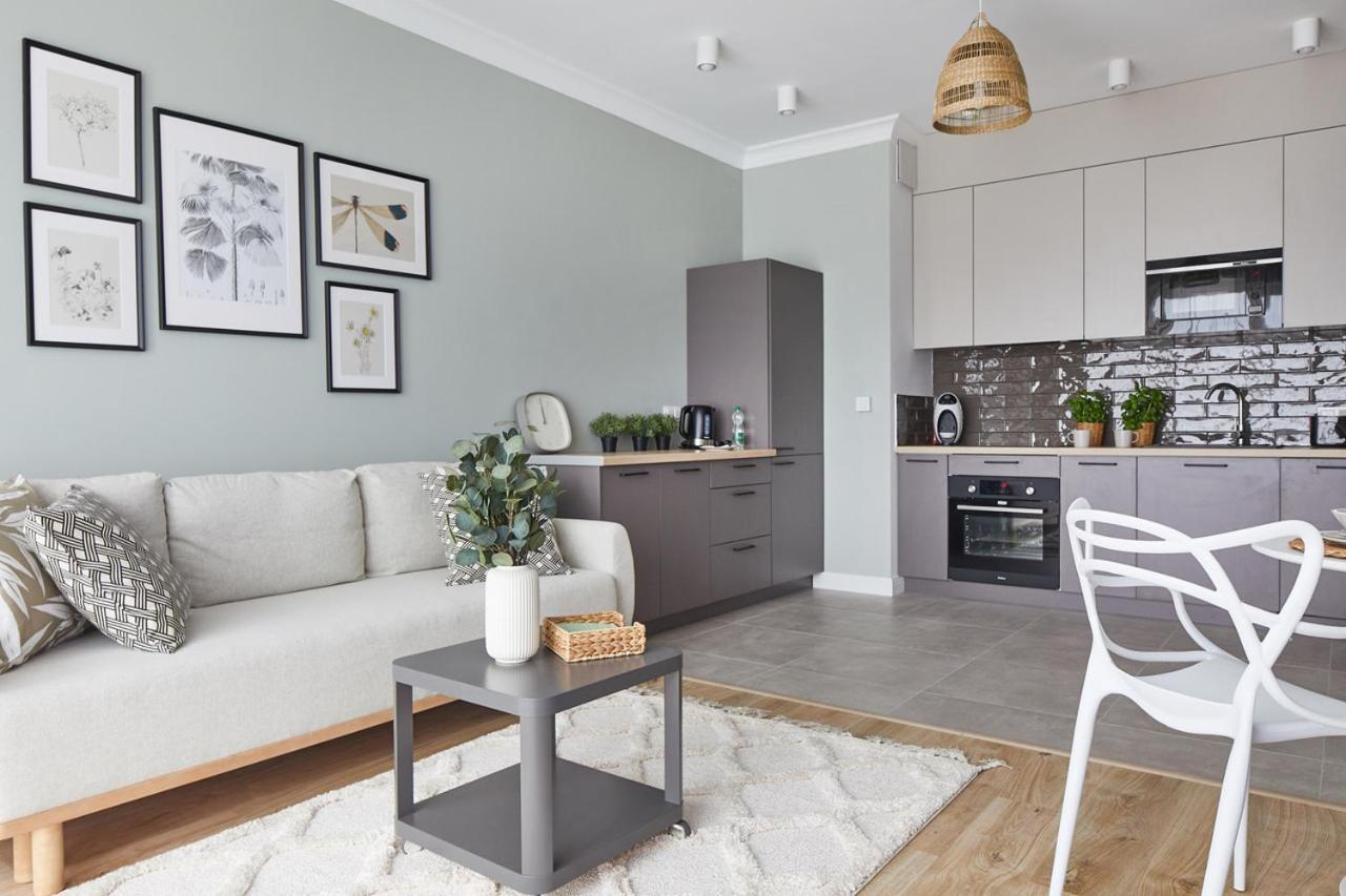 Metro Imielin Apartments Warsaw Ngoại thất bức ảnh