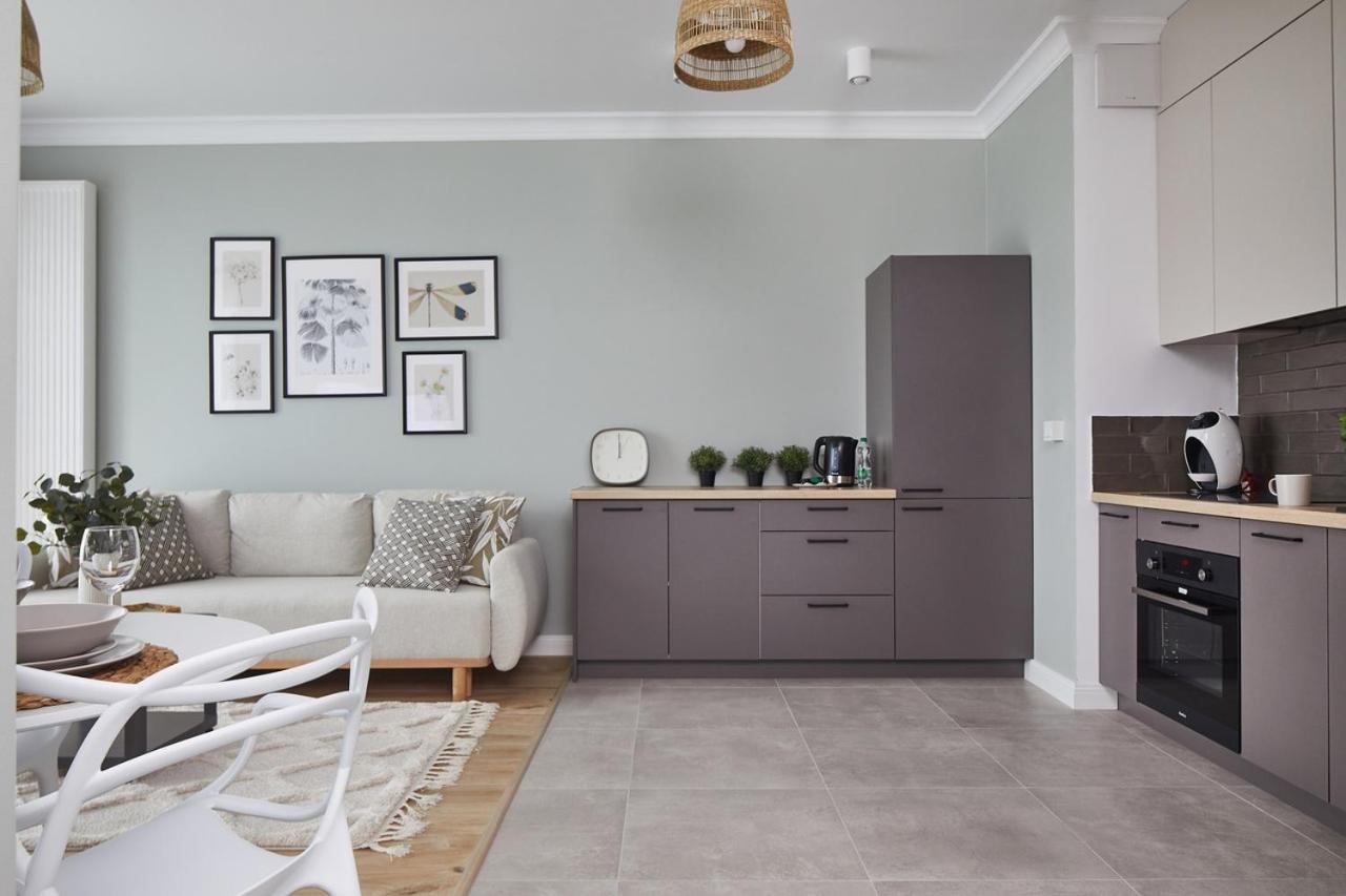 Metro Imielin Apartments Warsaw Ngoại thất bức ảnh