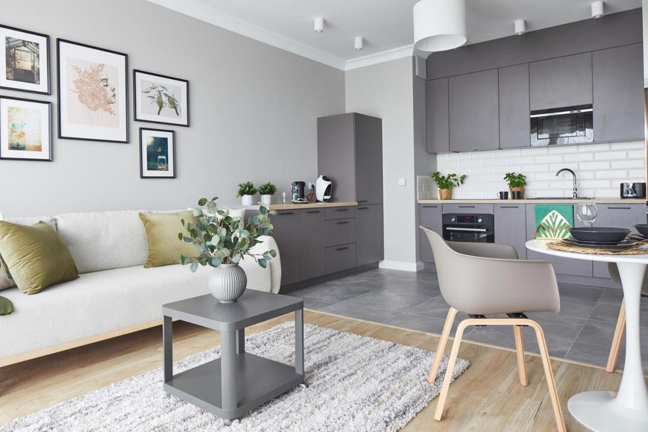 Metro Imielin Apartments Warsaw Ngoại thất bức ảnh