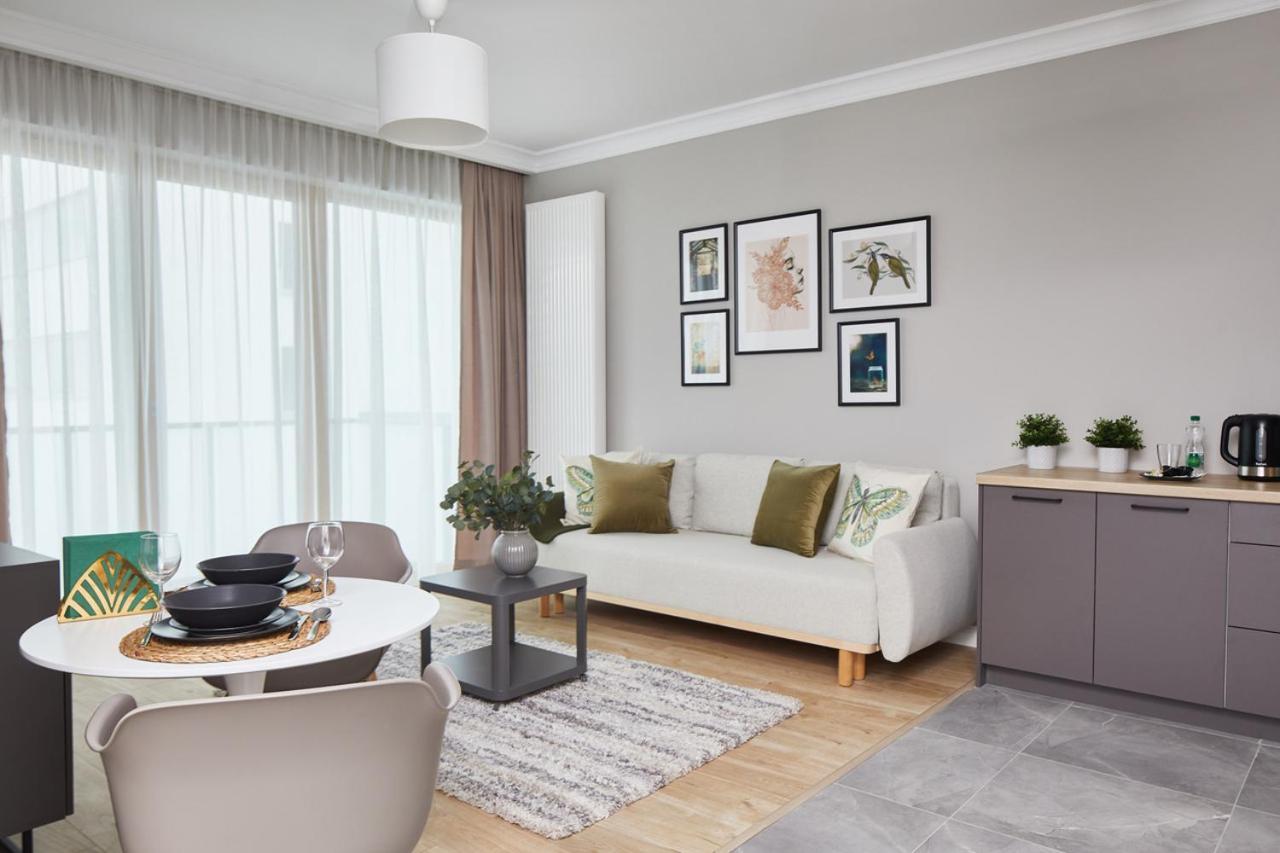 Metro Imielin Apartments Warsaw Ngoại thất bức ảnh