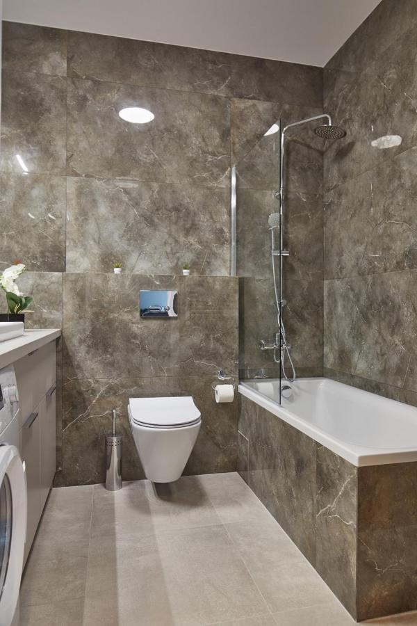 Metro Imielin Apartments Warsaw Ngoại thất bức ảnh