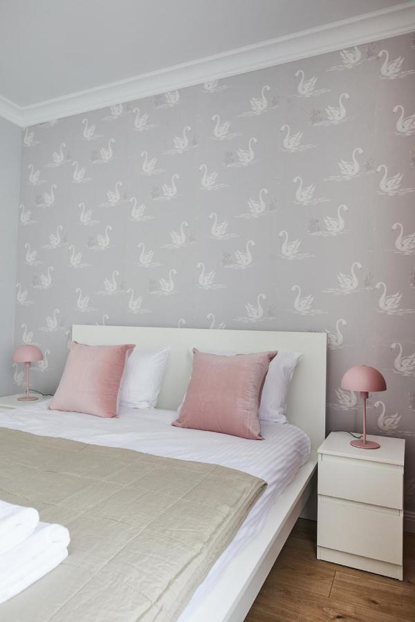 Metro Imielin Apartments Warsaw Ngoại thất bức ảnh