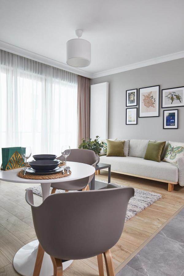Metro Imielin Apartments Warsaw Ngoại thất bức ảnh
